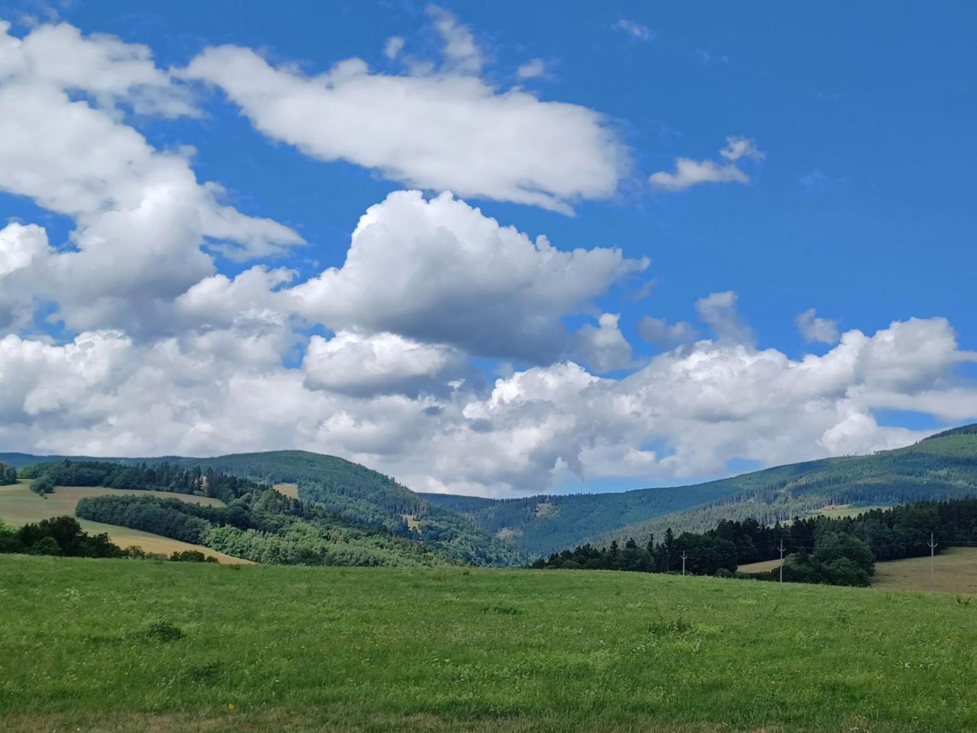 Holiday Home Holiday Hill E52 By Interhome Černý Dŭl Dış mekan fotoğraf